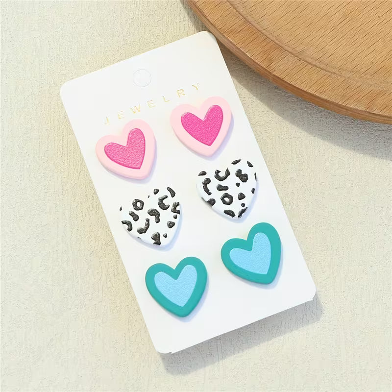 ARETES HEART DESIGN ANIMAL PRINT